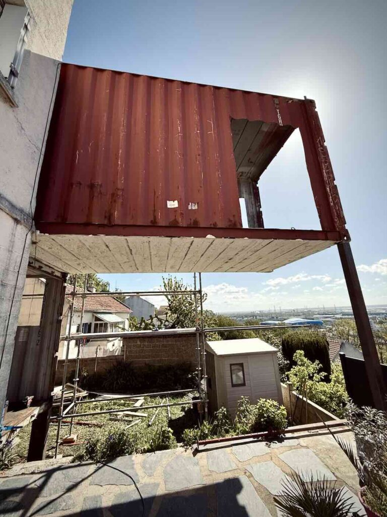 Agrandissement containers de 42 m² au Havre, Normandie
