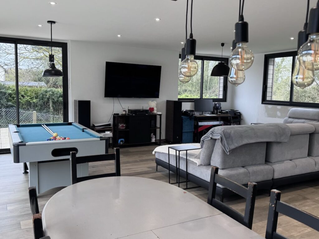 Maison container avec toit 4 pans 194m² près d&rsquo;Honfleur