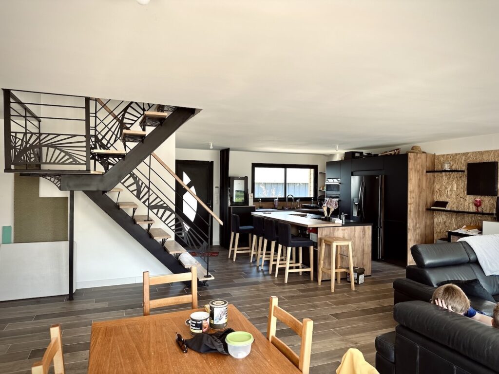 Maison container de 210 m² à Mélamare – Normandie