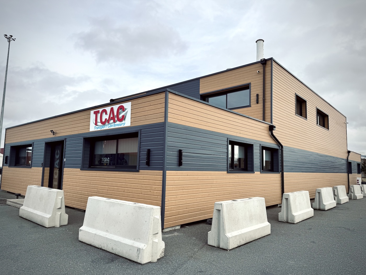 420 m² de bureaux en containers au Havre – Normandie