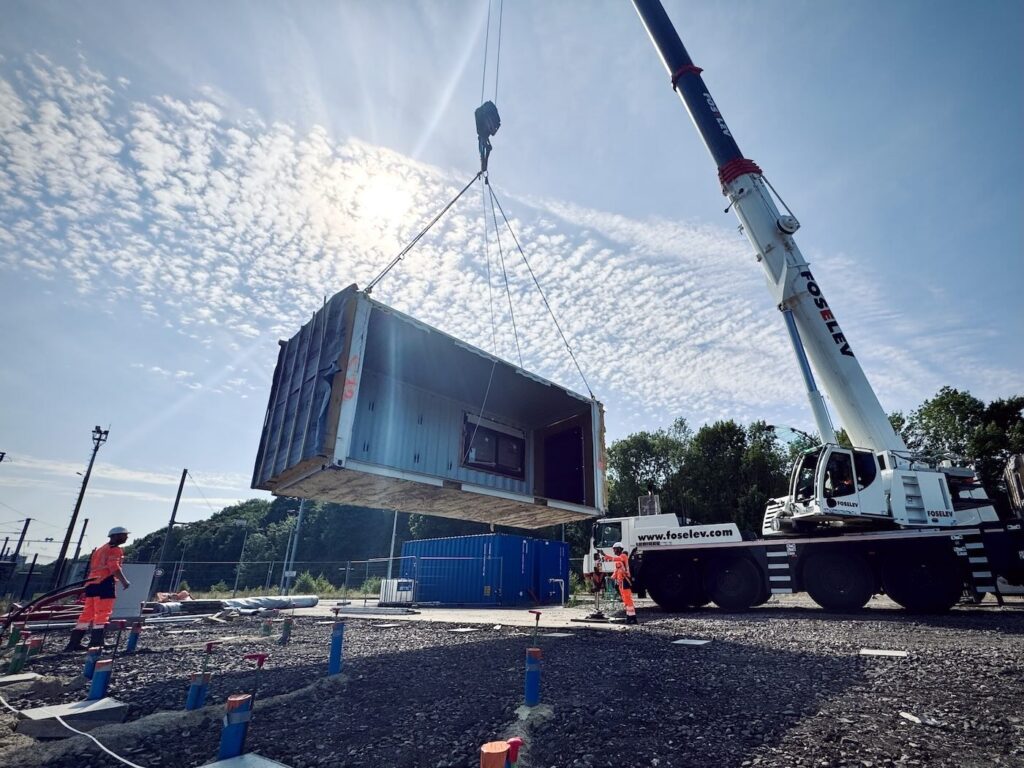 Bâtiments modulaires 145 m² en containers pour la SNCF