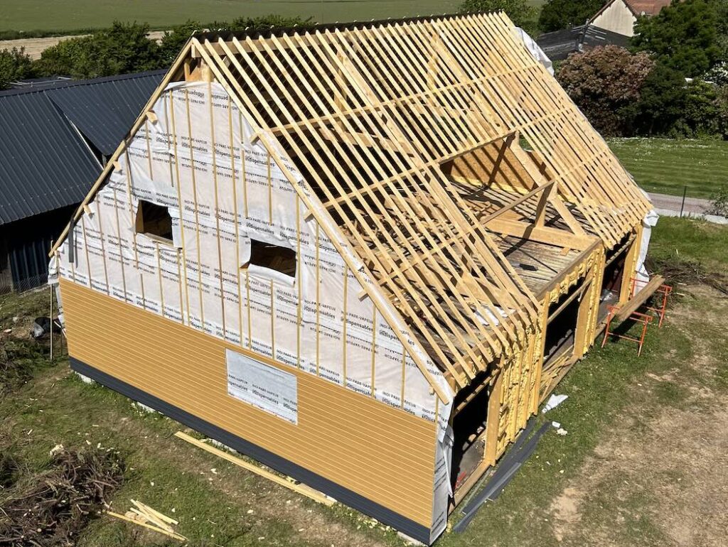 Maison container de 210 m² à Mélamare – Normandie