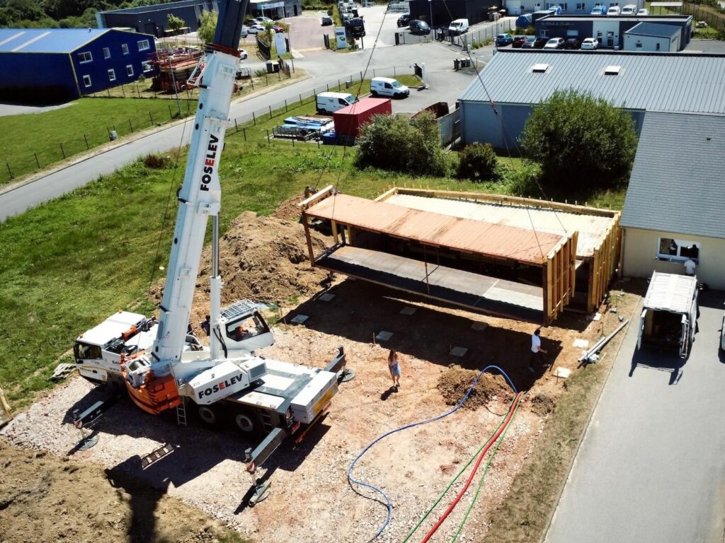 Cabinet de kinésithérapie en containers – Manche
