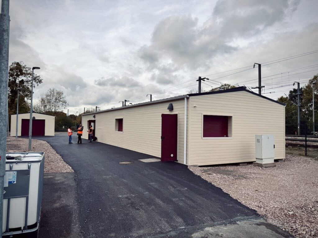 Bâtiments modulaires 145 m² en containers pour la SNCF