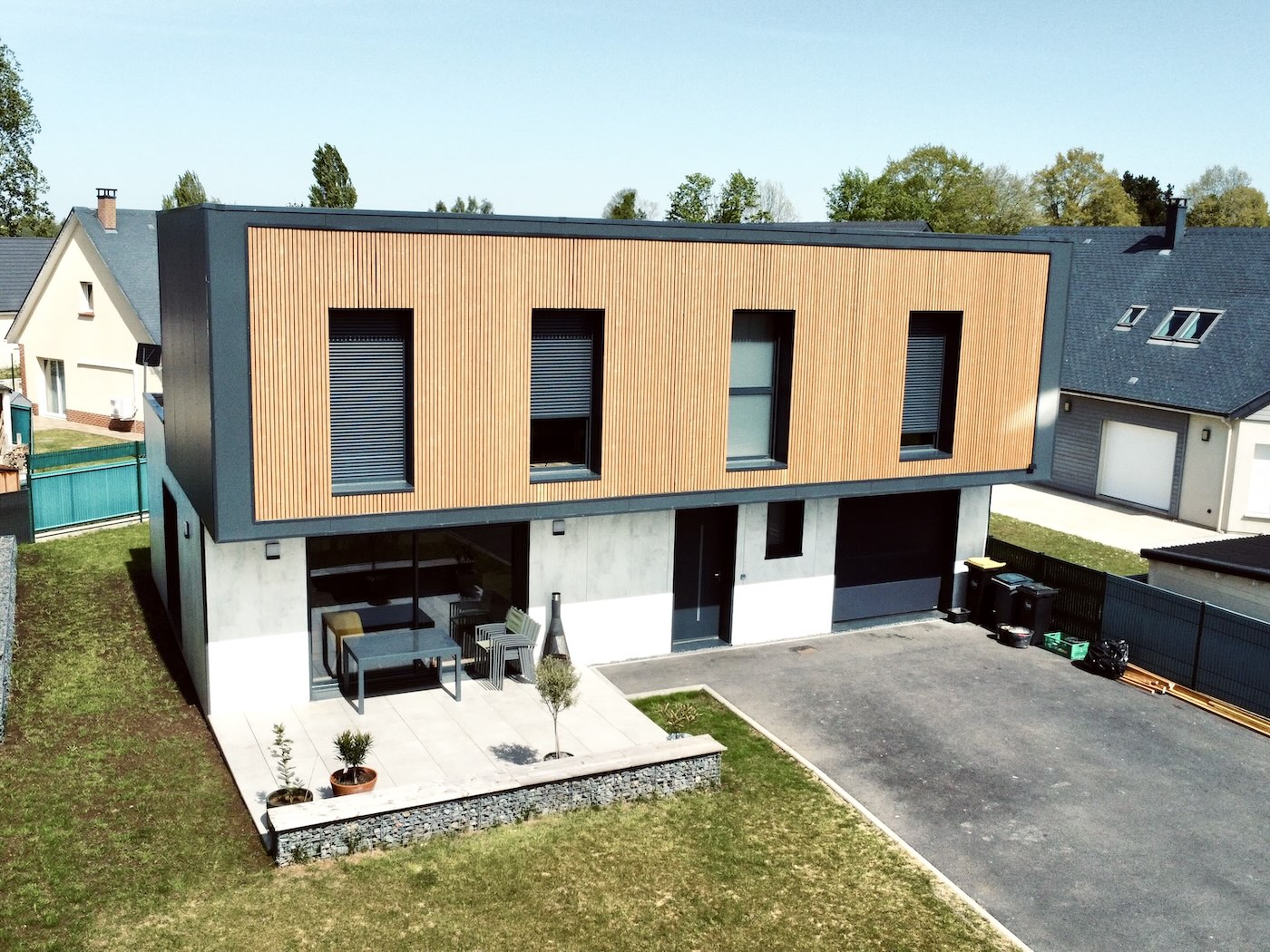 Maison container de 115 m² à Saint-Laurent-de-Brèvedent