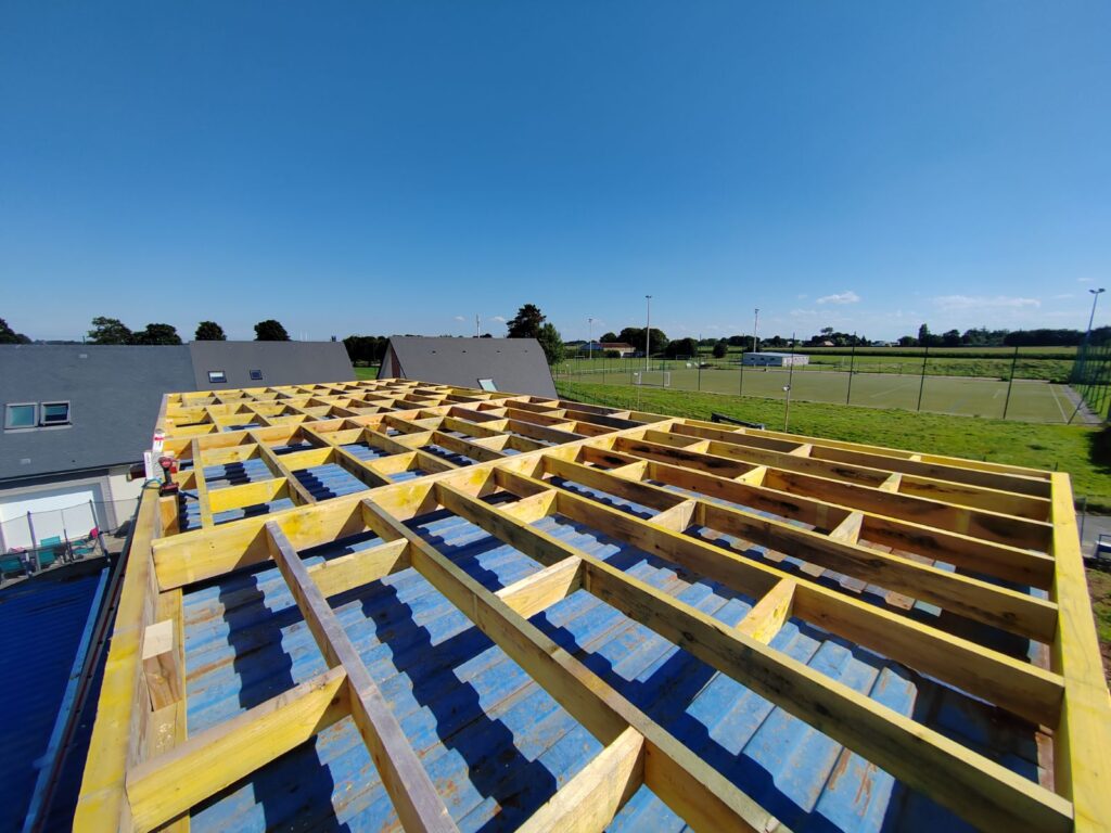 Maison container de 115 m² à Saint-Laurent-de-Brèvedent